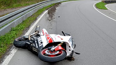 Unterfahrschutz Sicherheit Leitplanken Motorradunfall