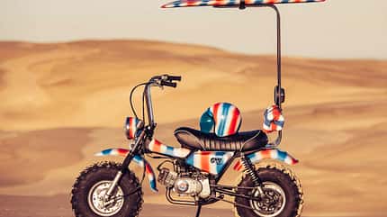 suzuki, rv, deus, ex, machina, retro-bike, custom Deus Ex Machine "The Goof Bike" Suzuki RV 90