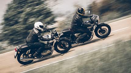 Kawasaki W 800 Cafe vs. Royal Enfield Continental GT 650