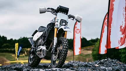 umbau, yard-built, enduro Yamaha Deus Swank Rally 700