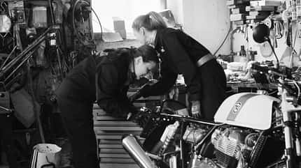 Petrolettes 2019 Wrench Off Customizing-Wettbewerb Motoradfestival für Frauen Petrolettes 2019 Wrench Off Customizing-Wettbewerb