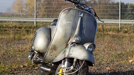 Vintage Custom Vespa Modelle von Scooter und Service Vintage Custom Vespa Modelle von Scooter und Service