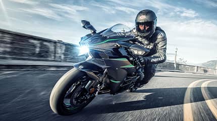 10/2019, Kawasaki H2 Carbon 2020 Kawasaki H2 Carbon 2020