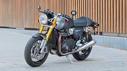 triumph, modelljahr, 2020 Triumph Thruxton RS.
