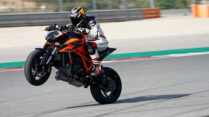 02/2020, KTM 1290 Super Duke Fahrbericht KTM 1290 Super Duke Fahrbericht