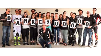 1000PS Team 1000PS Team