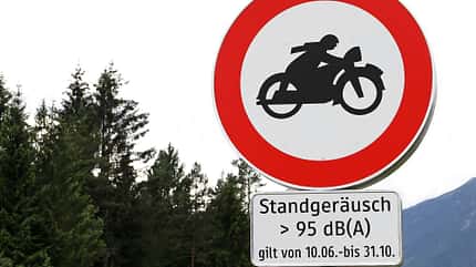 Motorradlärm Schild Tirol Fahrverbot Motorradlärm Schild Tirol