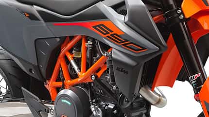 11/2020, KTM 690 SMC R Modelljahr 2021 KTM 690 SMC R Modelljahr 2021