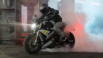 BMW S 1000 R 2021 Sperrfist