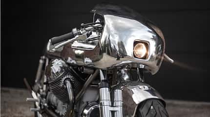 Shiny Hammer Moto Guzzi 1000 SP Shiny Hammer Moto Guzzi 1000 SP