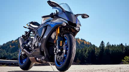 Pirelli Diablo Rosso IV Neu 2021 Pirelli Diablo Rosso IV Neu 2021