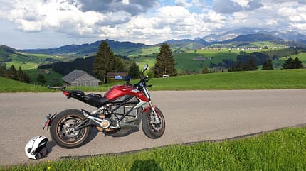 Reportage Elektromobilität Ernst Näf Zero SR/F Reportage Elektromobilität Ernst Näf Zero SR/F