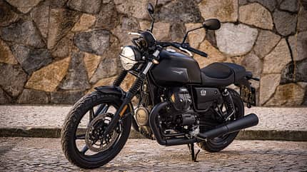 02/2021, Moto Guzzi V7 Moto Guzzi V7