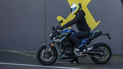 BMW F 900 R Force