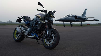 BMW F 900 R Force