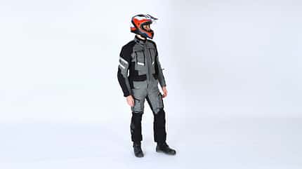 Motorrad-Adventure-Kombis, Textilkombis, Test Adventure-Kombis im Test