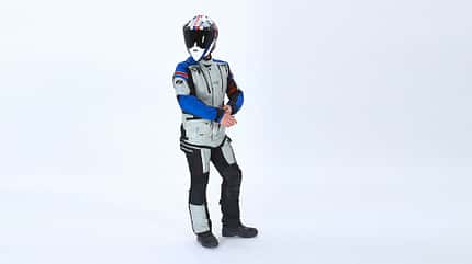 Motorrad-Adventure-Kombis, Textilkombis, Test Adventure-Kombis im Test