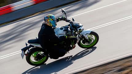 Kawasaki Z 650 Triumph Trident 660 Yamaha MT-07 Test Kawasaki Z 650 Triumph Trident 660 Yamaha MT-07 Test