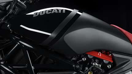 02/2022, Ducati XDiavel Nera 2022 Poltrona Frau Ducati XDiavel Nera 2022 Poltrona Frau