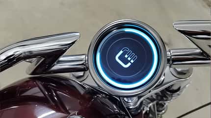Cmoto Corbit digitales Nachrüst-Cockpit Cmoto Corbit digitales Nachrüst-Cockpit
