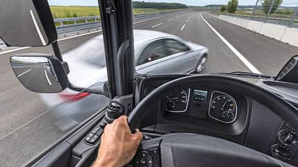 Sicherheitskampagne, Report, ams0822 Lkw, toter Winkel
