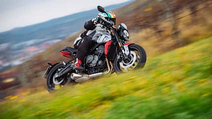 Kawasaki Z 650 RS, Triumph Trident 660, Yamaha XSR 700 Vergleichstest Kawasaki Z 650 RS, Triumph Trident 660, Yamaha XSR 700 Vergleichstest