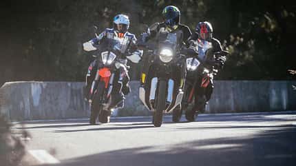 Husqvarna Norden 901, KTM 890 Adventure, KTM 890 Adventure R Vergleichstest Husqvarna Norden 901, KTM 890 Adventure, KTM 890 Adventure R Vergleichstest