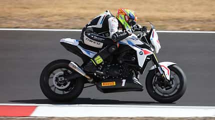 BMW F 900 R Cup in UK
