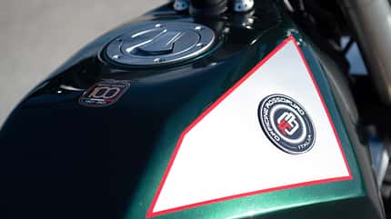 Officine Rossopuro-Moto Guzzi Radicale 850