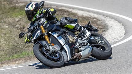BMW S 1000 R, Ducati Streetfighter V4 S, KTM 1290 Super Duke R, Triumph Speed Triple 1200 RS Vergleichstest BMW S 1000 R, Ducati Streetfighter V4 S, KTM 1290 Super Duke R, Triumph Speed Triple 1200 RS Vergleichstest