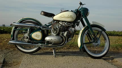 Bistella 500 von Marek Foltis mit Doppel-Sternmotor mit Kompressor Basis Jawa Zweitakt