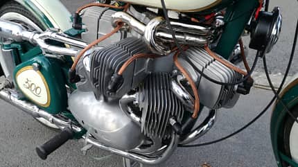 Bistella 500 von Marek Foltis mit Doppel-Sternmotor mit Kompressor Basis Jawa Zweitakt