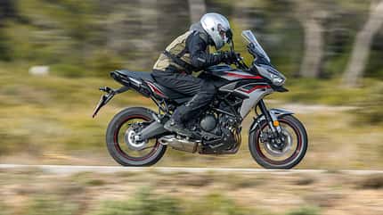Triumph Tiger Sport 660, Kawasaki Versys 650, Yamaha Tracer 7 GT Vergleichstest