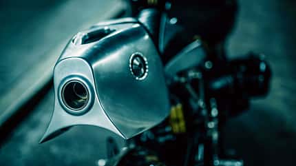BMW HP2 Cherry's Company Midnight Racer