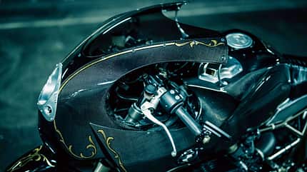 BMW HP2 Cherry's Company Midnight Racer