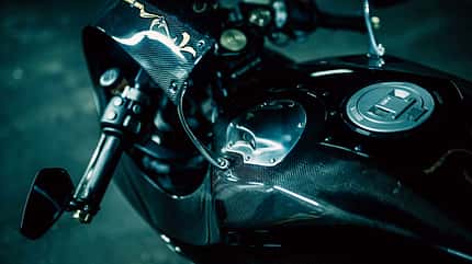 BMW HP2 Cherry's Company Midnight Racer
