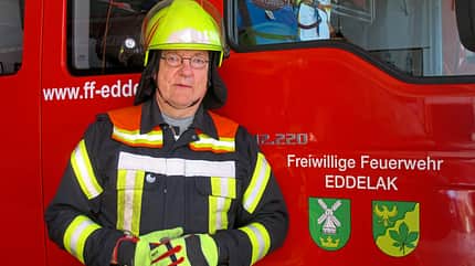 Richtiges Verhalten am Unfallort: So einfach geht Erste Hilfe Richtiges Verhalten am Unfallort: So einfach geht Erste Hilfe