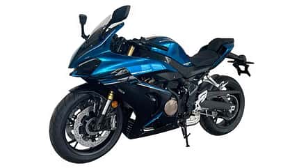 QJMotor SRK 800 RR (2023)