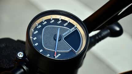 Benda Dark Flag 500