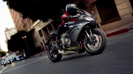 Triumph Daytona 660 (2024) Triumph Daytona 660 (2024)