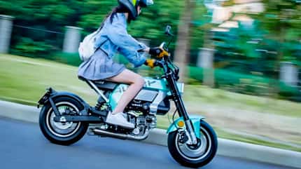 AKMotor Awak Moto AK11 (2024)