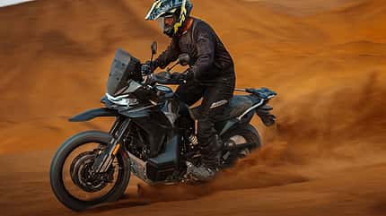 CFMoto 800 MT-X (2025)