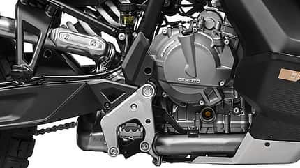 CFMoto 800 MT-X (2025)