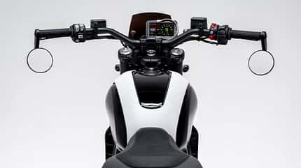 Ducati Scrambler 10 Anniversario Rizoma Edition