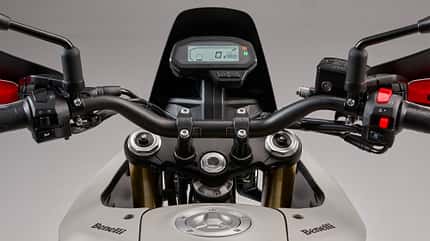Benelli BKX 125 und BKX 125 S (2025)