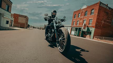 Harley-Davidson Modelljahrgang 2025 Cruiser Modelle 2025 Breakout