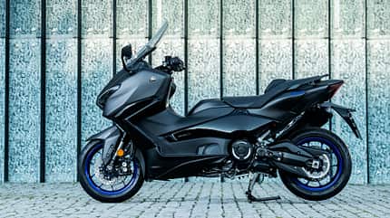 Yamaha TMAX Tech Max (2025) mit Fahrbericht