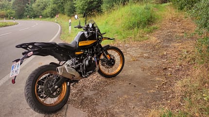 Adventure-Handschuhe Testmotorrad Royal Enfield Himalayan Adventure-Handschuhe Testmotorrad Royal Enfield Himalayan
