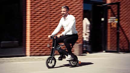 Klappbares Mini-Mopped für die Stadt
