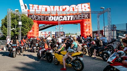Ducati-Fest mit Rekordbeteiligung